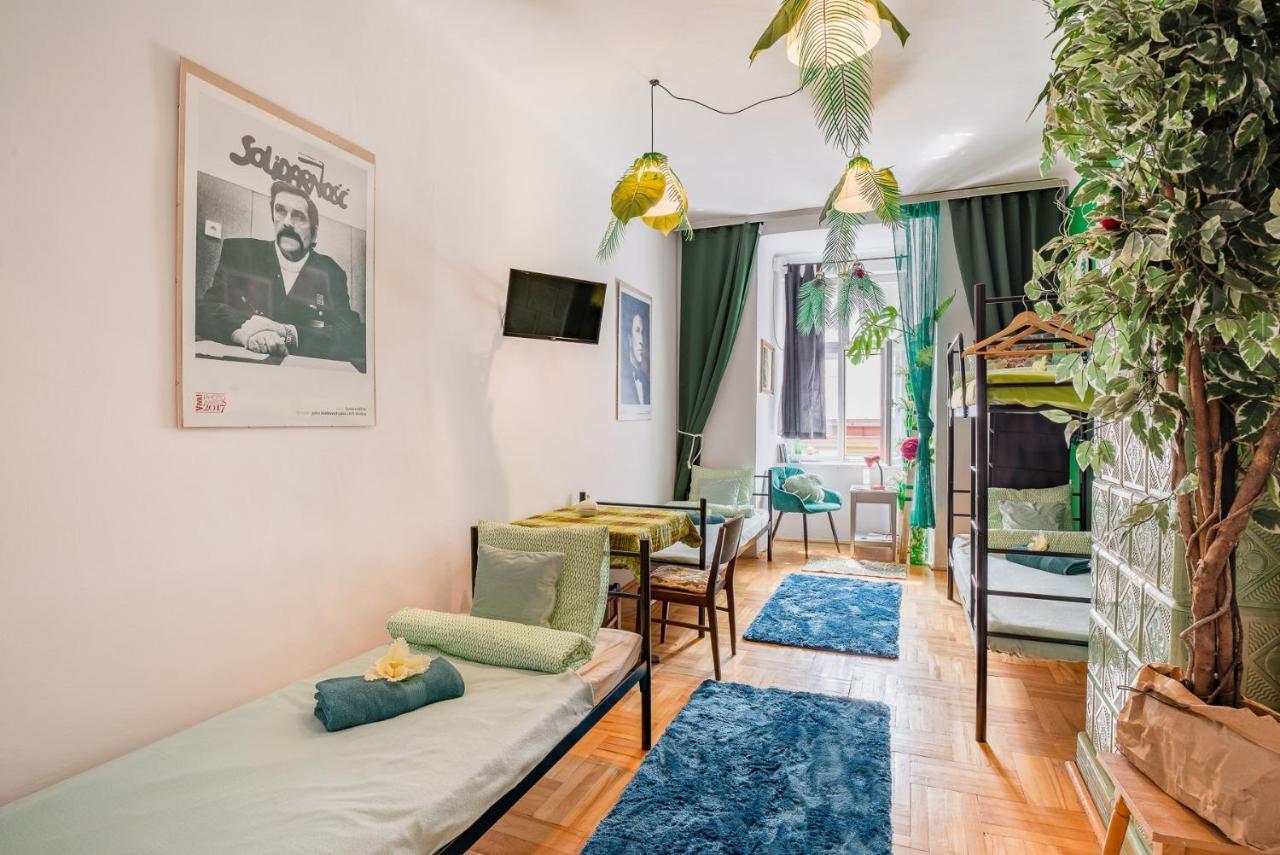 Kazimierz-Good Vibes Apartment For 7 People! Krakow Bagian luar foto