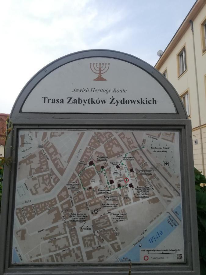 Kazimierz-Good Vibes Apartment For 7 People! Krakow Bagian luar foto