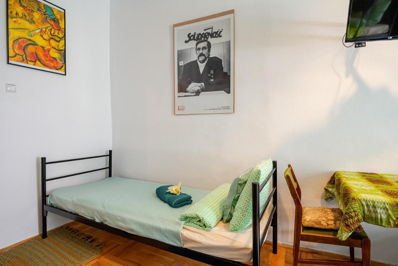 Kazimierz-Good Vibes Apartment For 7 People! Krakow Bagian luar foto